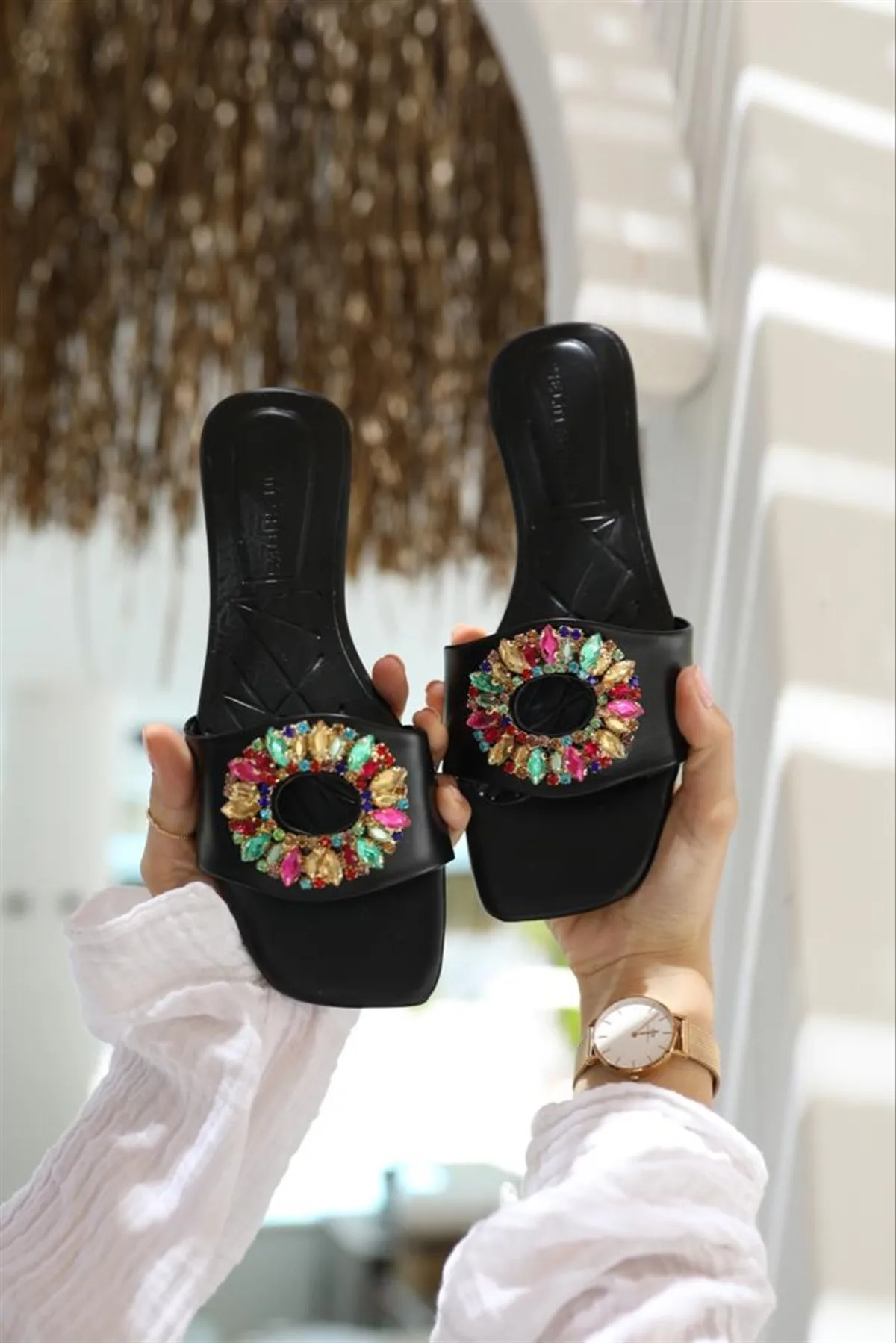 

2022 Women's Rhinestones ZARZ Flat Sandals Summer Embellished Squared Toe Flats Lady Fashion Outdoor Slippers Luxury Flat Shoes