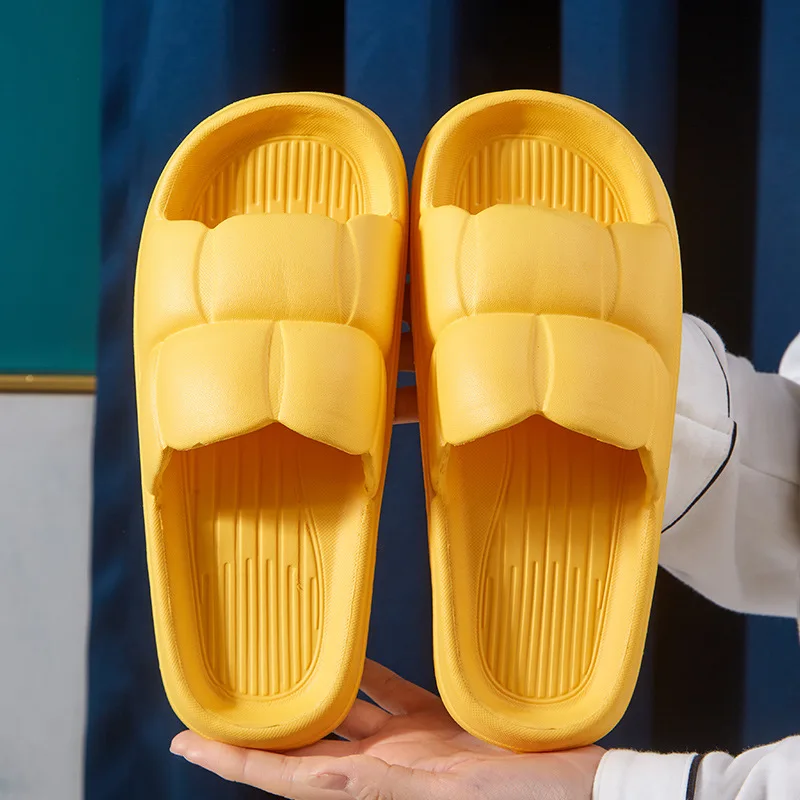 Couple Cloud Slippers Women Summer Soft Beach Thick Platform Indoor Home Bathroom Non-Slip Sandals And Slippers Men Flip Flops