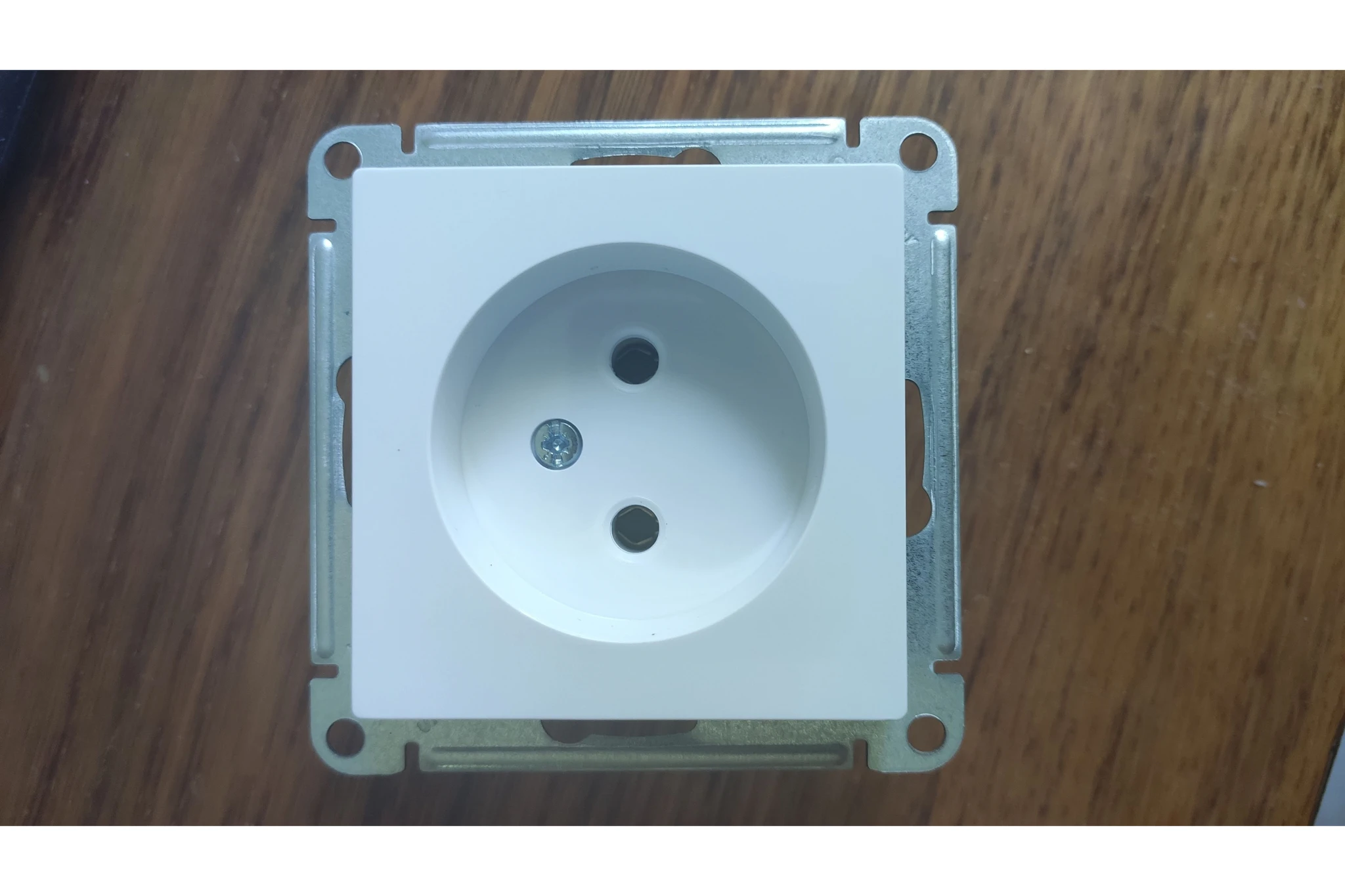 Schneider electric atlas design грифель. розетка atlasdesign с заземлением 16а механизм бежевый (atn000243). розетки шнайдер атлас шампань. Schneider electric atlas design 16а. розетка atlasdesign с заземлением 16а механизм алюминий.