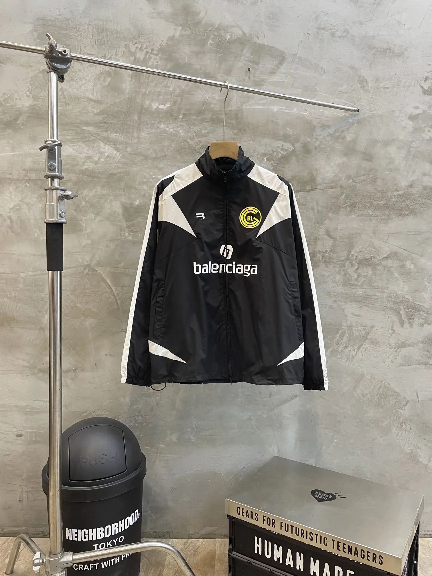 Куртки Balenciaga 2024 Новые Зимние Модные Повседневные Брендовые Теплые КуртКи