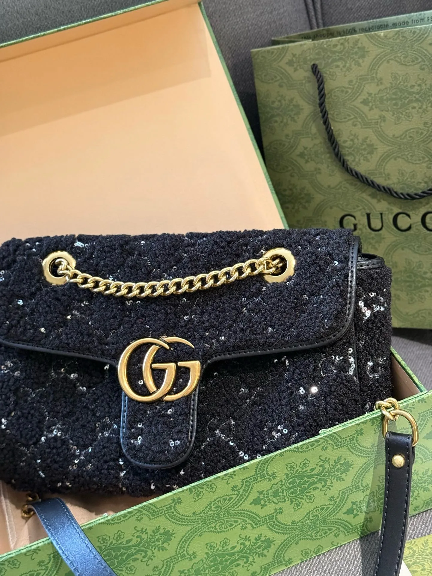 Сумка через плечо из овечьей шерсти черного цвета 27 см GG MARMONT МАЛЕНЬКАЯ СУМКА в