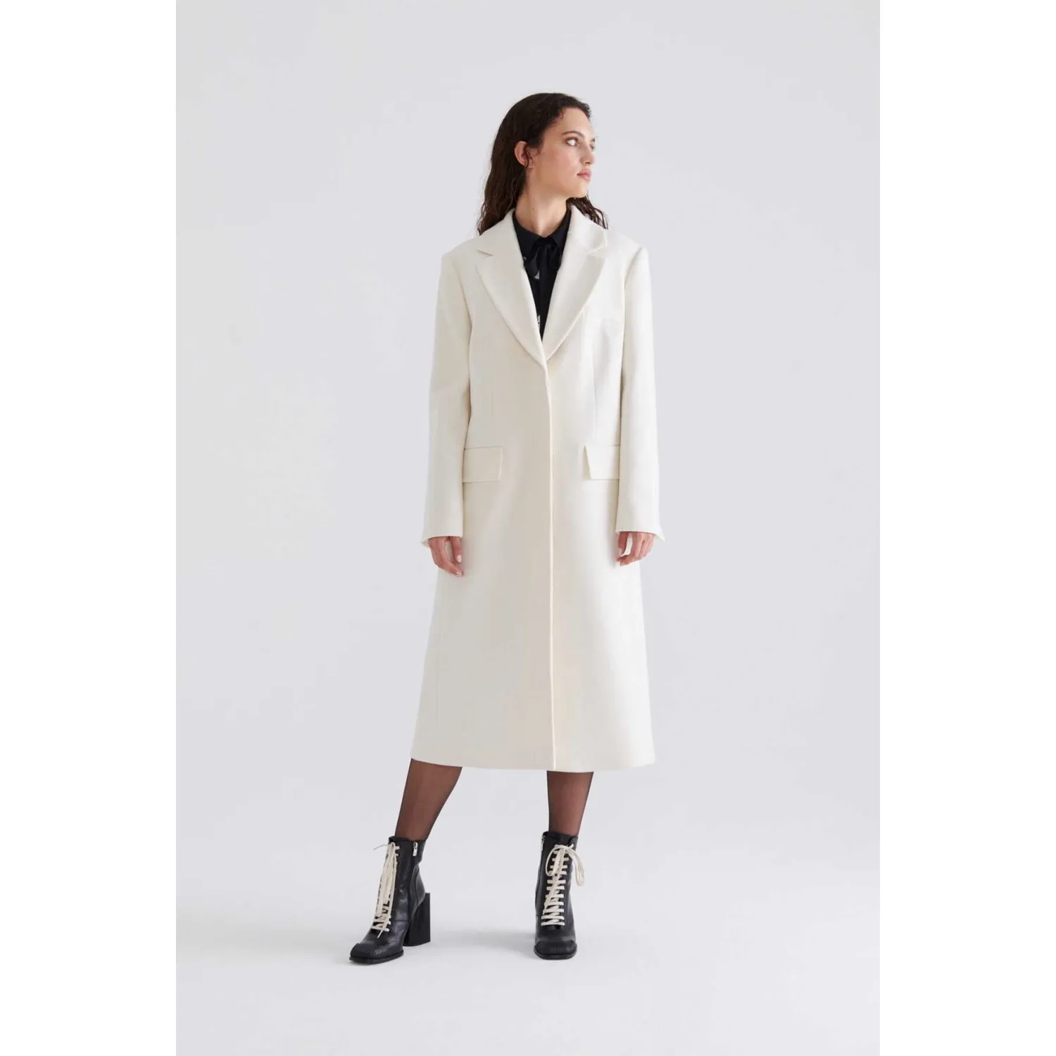 Рисунок 3 - ROMAN Длинное пальто с косточкой