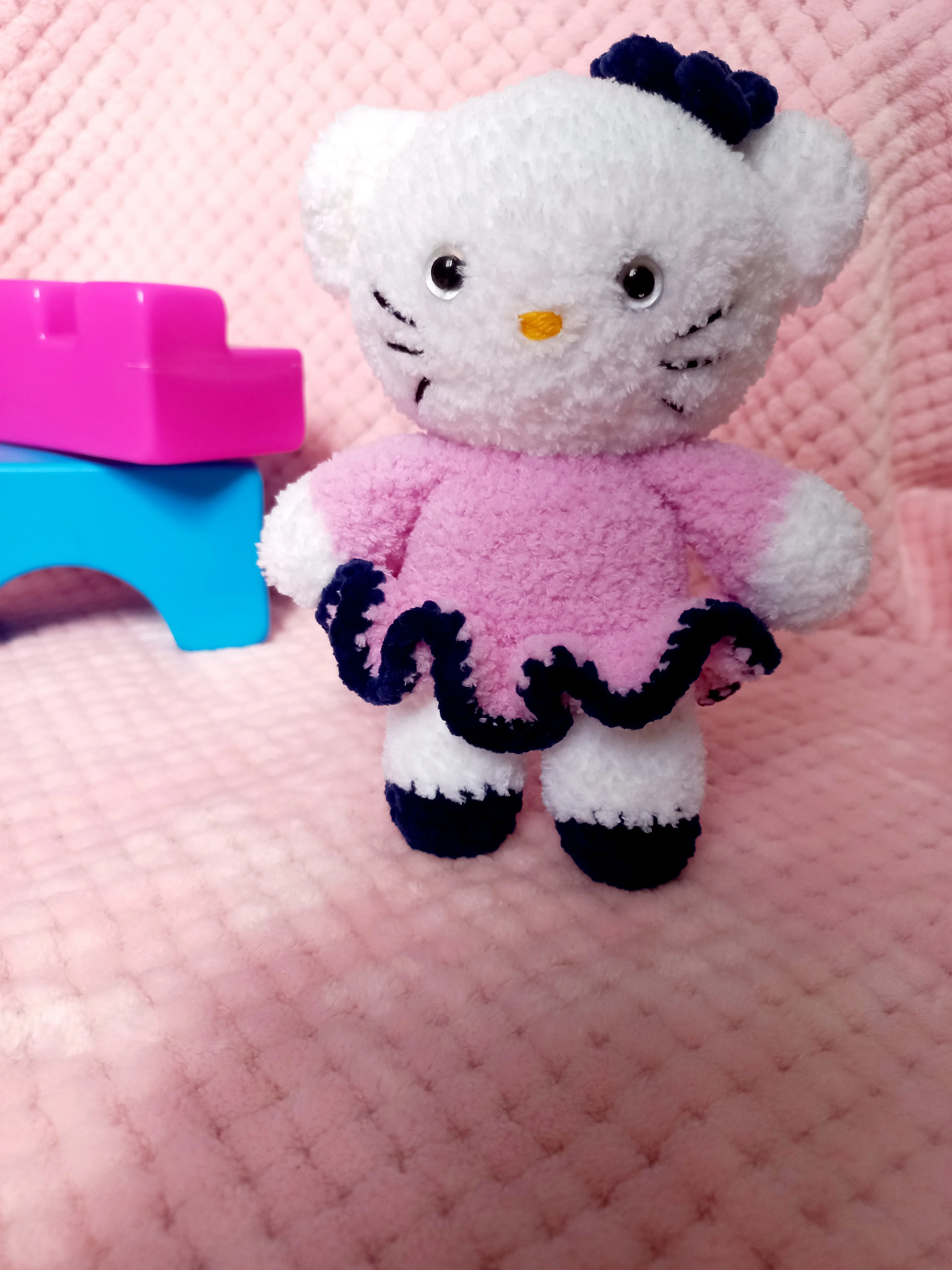 Мягкая игрушка Hello Kitty плюшевый кот 17см ручная работа |