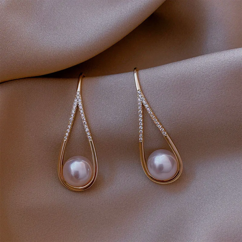 

2022 New Fashion Korean Imitation Pearl Drop Earrings for Women Exquisite Geometric Zircon Crystal Earring Wedding Party Jewelry