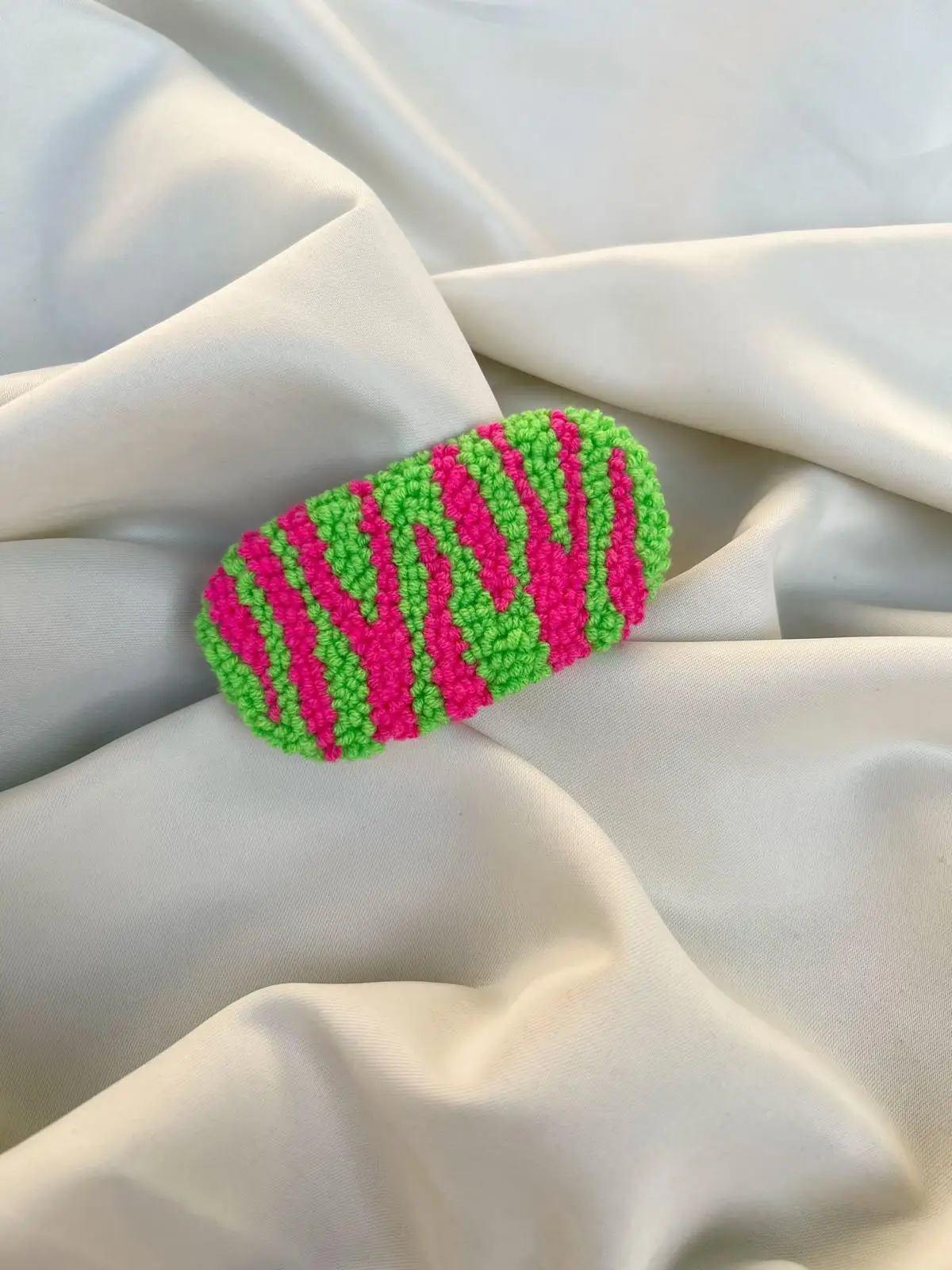 

Women's Buckle Punch Buckle 2022 New Fashion Handmade Personalized Clip Buckle