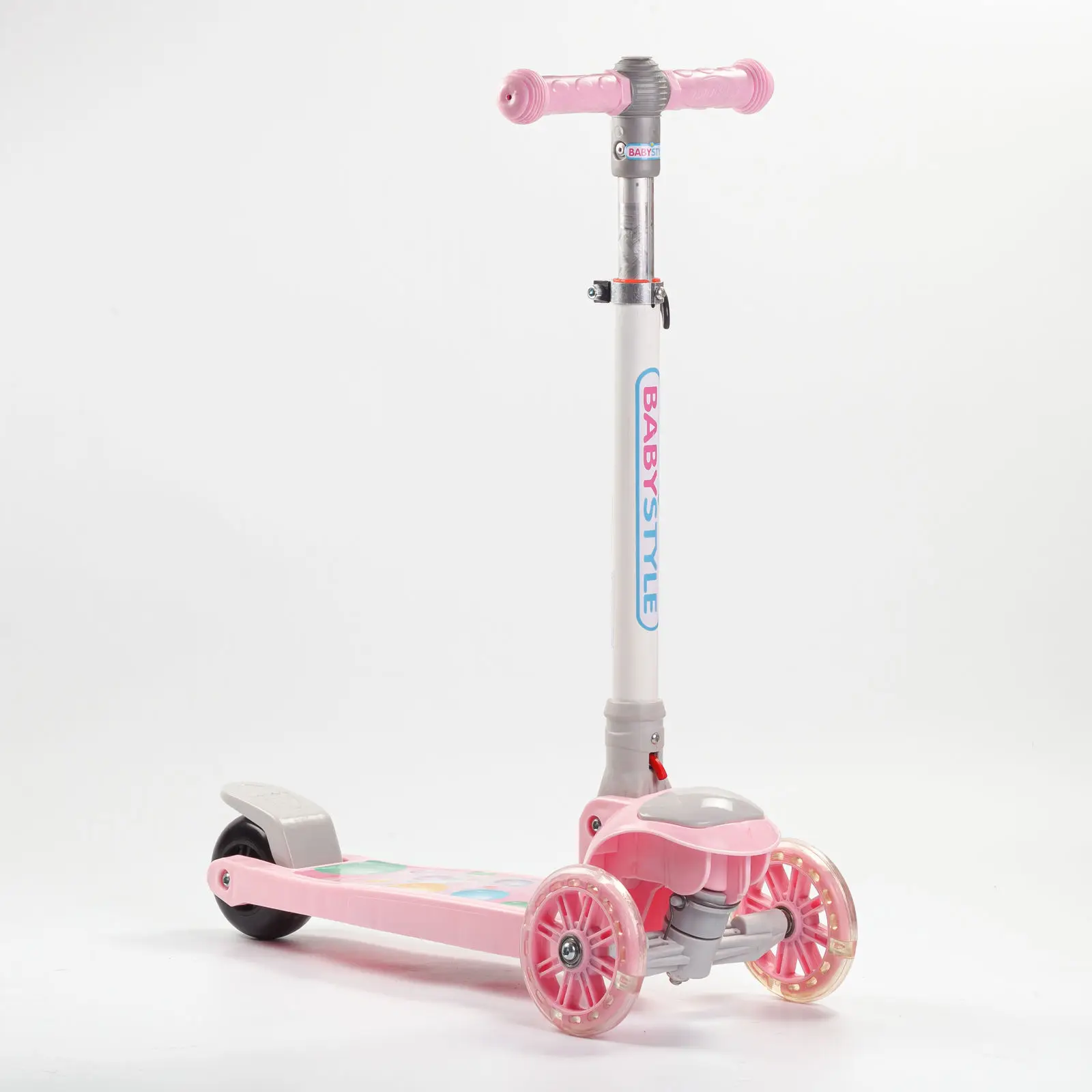 Самокат BabyStyle (розовый свет звук складной до 25 кг) 108A |