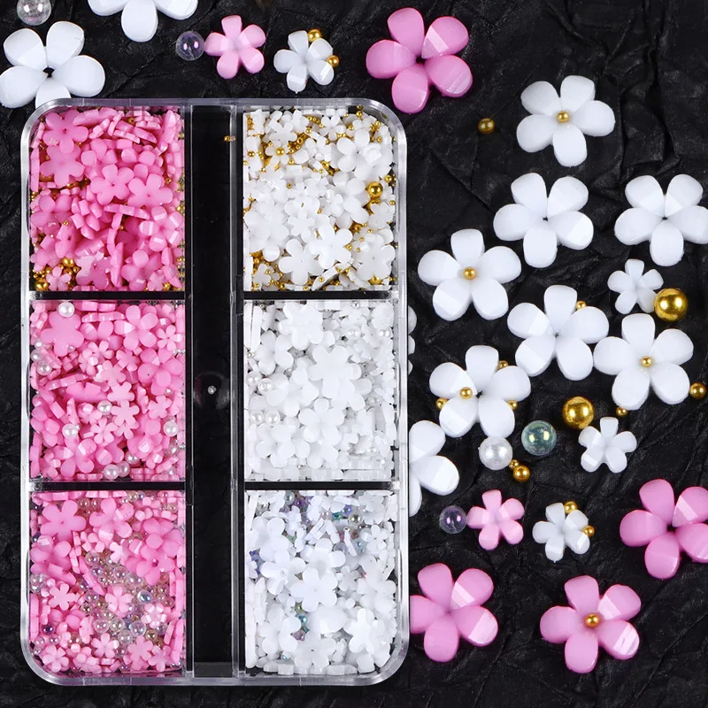 

Nail Art Five Petal Flower Ornament Bag White Pink Acrylic Flower Ornament With Gold and Silver Bead Resin Flower