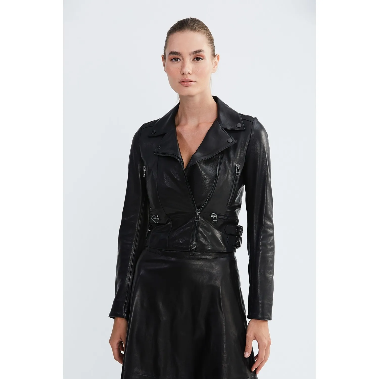 Valmenti Женские черные кожаные