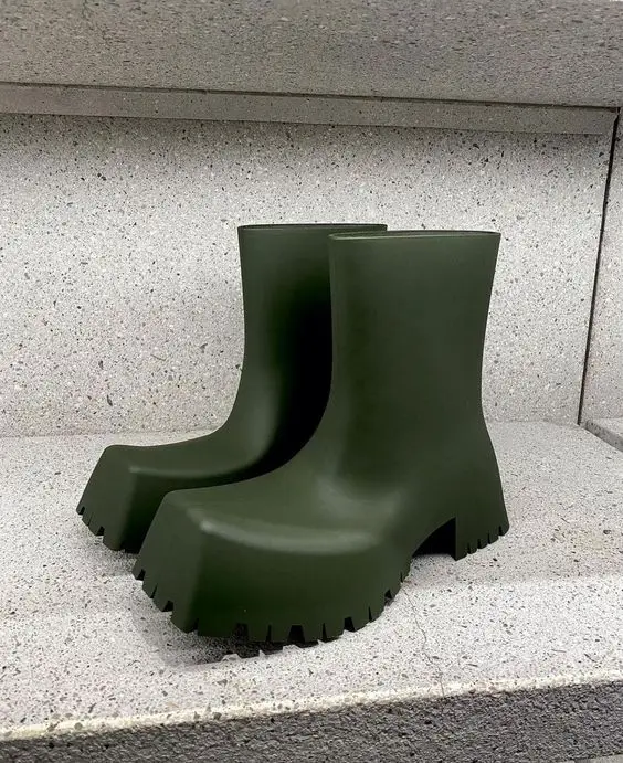 Ботильоны женские и мужские кожаные с квадратным носком на толстой подошве |