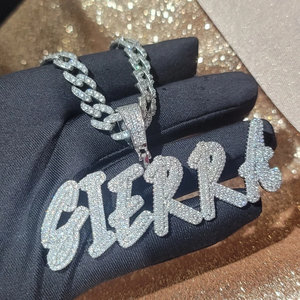 Фото Пользовательские Iced Out кубический циркон с бриллиантами на заказ кисть шрифт письмо кулон ожерелье цепочка для женщин персонализированные ювелирные изделия в стиле хип-хоп подарок №3