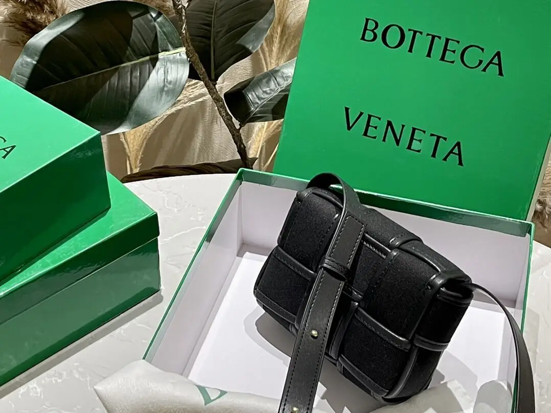 Стиль Bottega Veneta BV 2024 Женская Сумочка Кошелек С Одним Плечом Наклонная Сумка Armpit