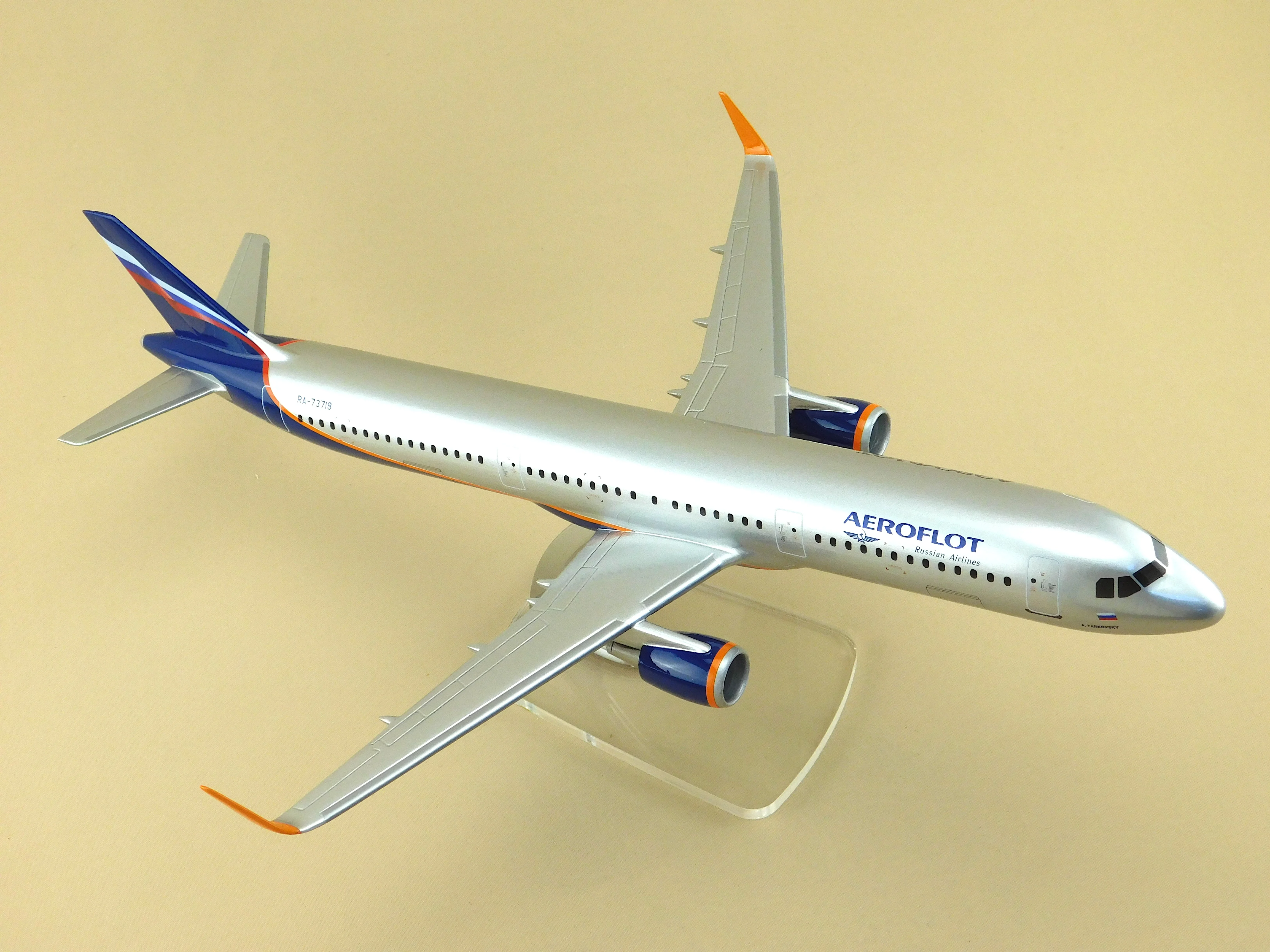 А321 нео. Аэробус а320 нео 1\144. Revell a321neo. А 321 модель. А 321 модель.