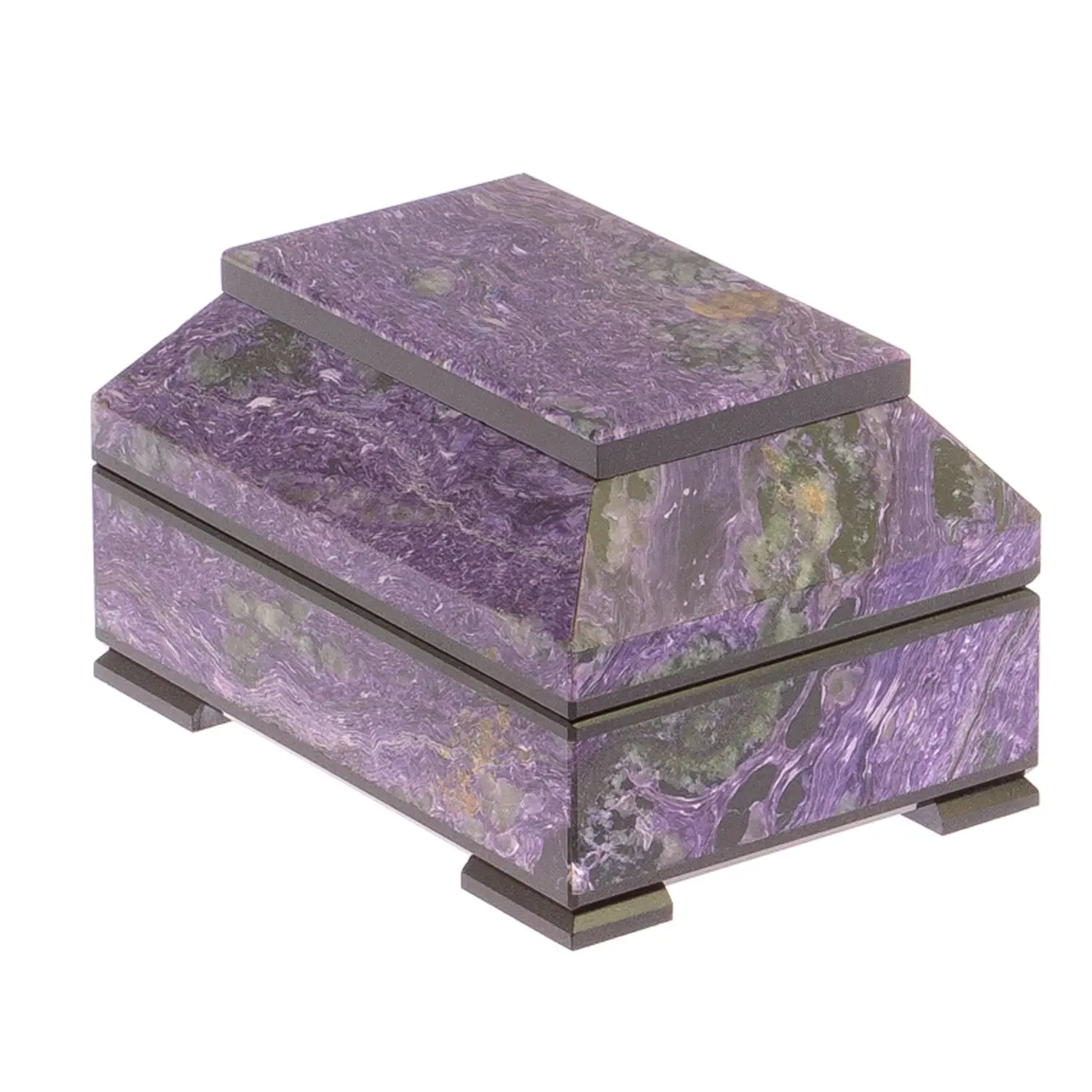 Рисунок 2 - Ларец из чароита "Праздничный" 13х9х7