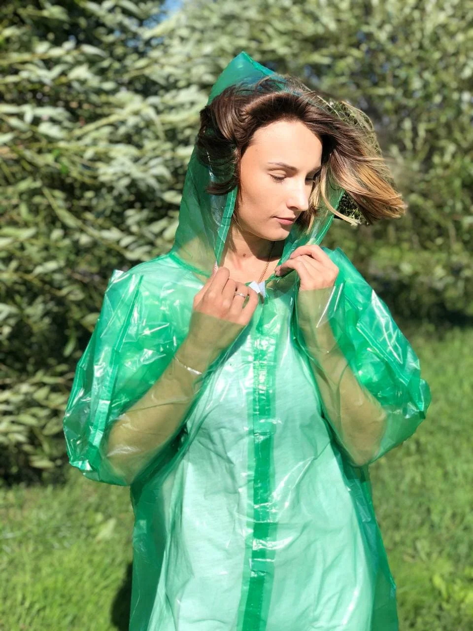 Плащ дождевик женский с капюшоном зеленый длинный многоразовый |