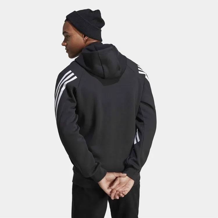 Рисунок 3 - Мужская толстовка в полоску Adidas