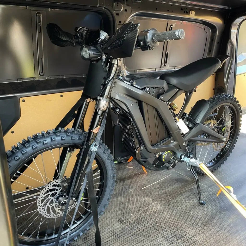

ORIGINAL 2023 New Listing surron light bee 72V 60V 38.5AH Surron Electric Dirt Bike 95km/h Sur Ron Light Bee X With New Configur
