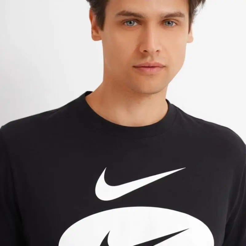 Мужская футболка ES Nike SwooSh Oval Hbr Dm6343 010