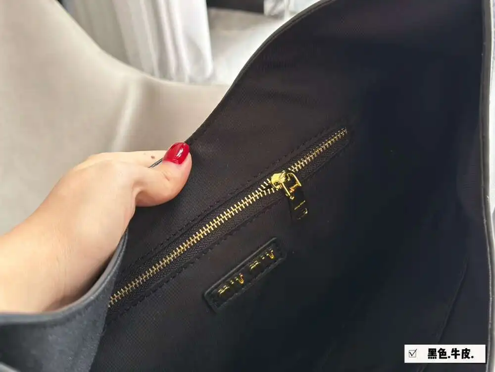 Копирование 1: 1 в стиле MIUMIU Новый кошелек K - пакеты Мышь Модный женский пакет