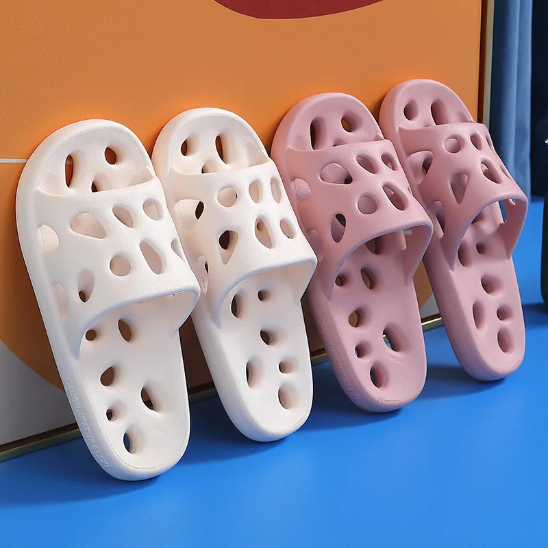 

Summer Women Men's Slippers Indoor Thick Flat Non-slip Soft Couple Cartoon Leaking Bath Flip Flops Beach Sandals Ladies Shoes