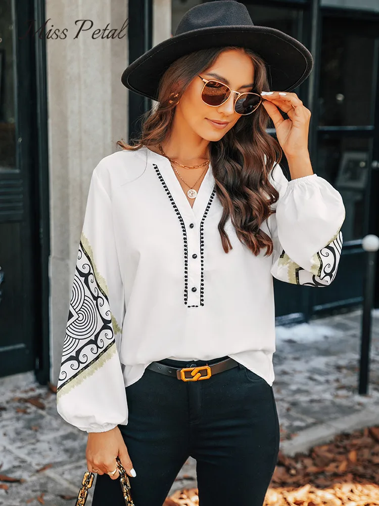 

Tribal Print Pom-Pom Trim Top For Women White Casual Split Neck Long Peasant Sleeve Loose Pullovers 2023 Spring Autumn Tee Tops