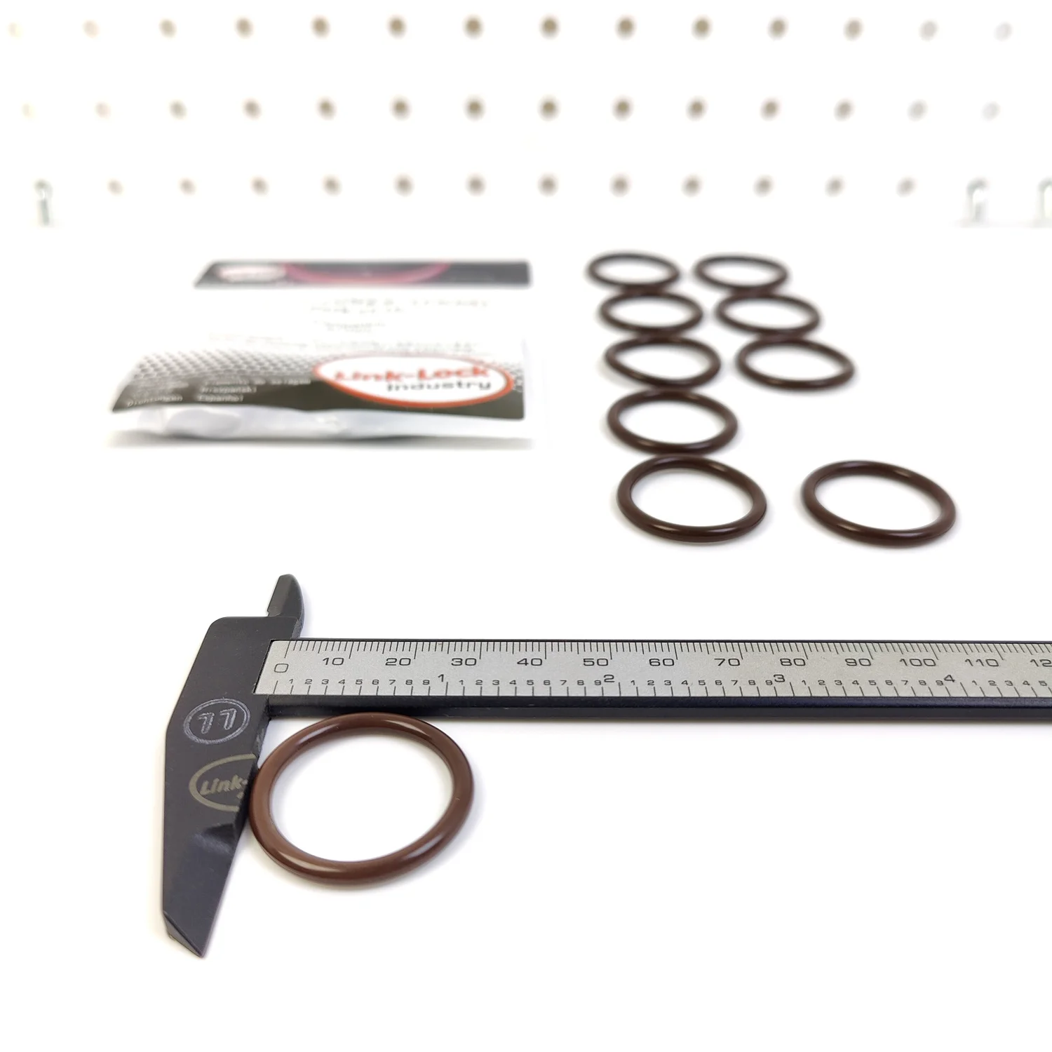 Фото Комплект универсальных уплотнительных колец FKM Viton 24×3 (10 шт.) OR.03.10623 977005 для Volvo №3