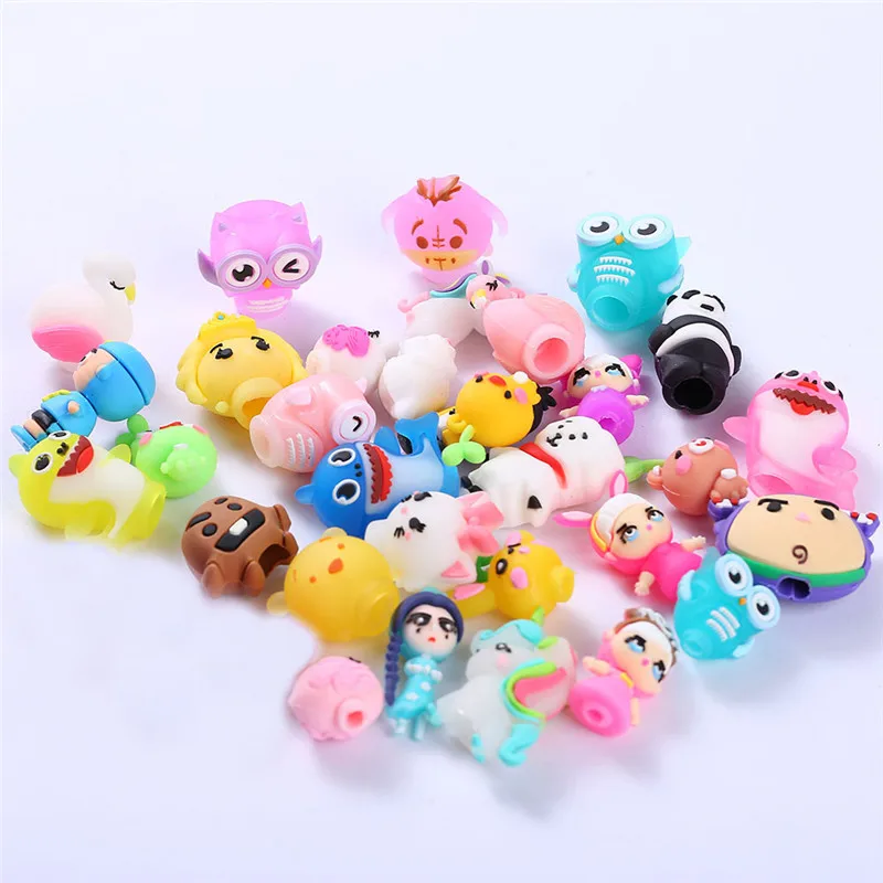 

Random 50pcs/pack 3-4cm Cartoon Cute Shark Owl Panda Figure Toys Mini Pencil Cap Micro Landscape Ornament Children Gift