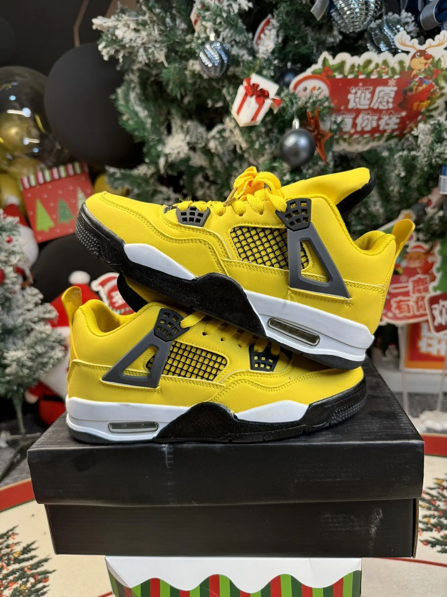 Кроссовки Nike Air Jordan 4 В Соотношении 1:1
