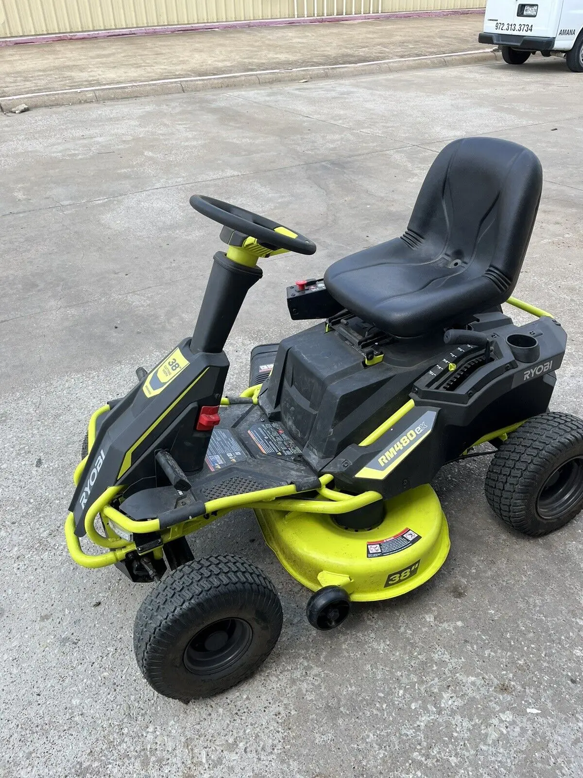 

Low Energy Consumer Ryobis 38" RM480EX 100Ah Battery Electric Riding Lawn Mower
