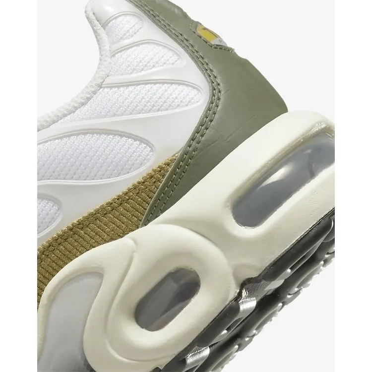 Рисунок 4 - Nike Air Max Plus белые кроссовки