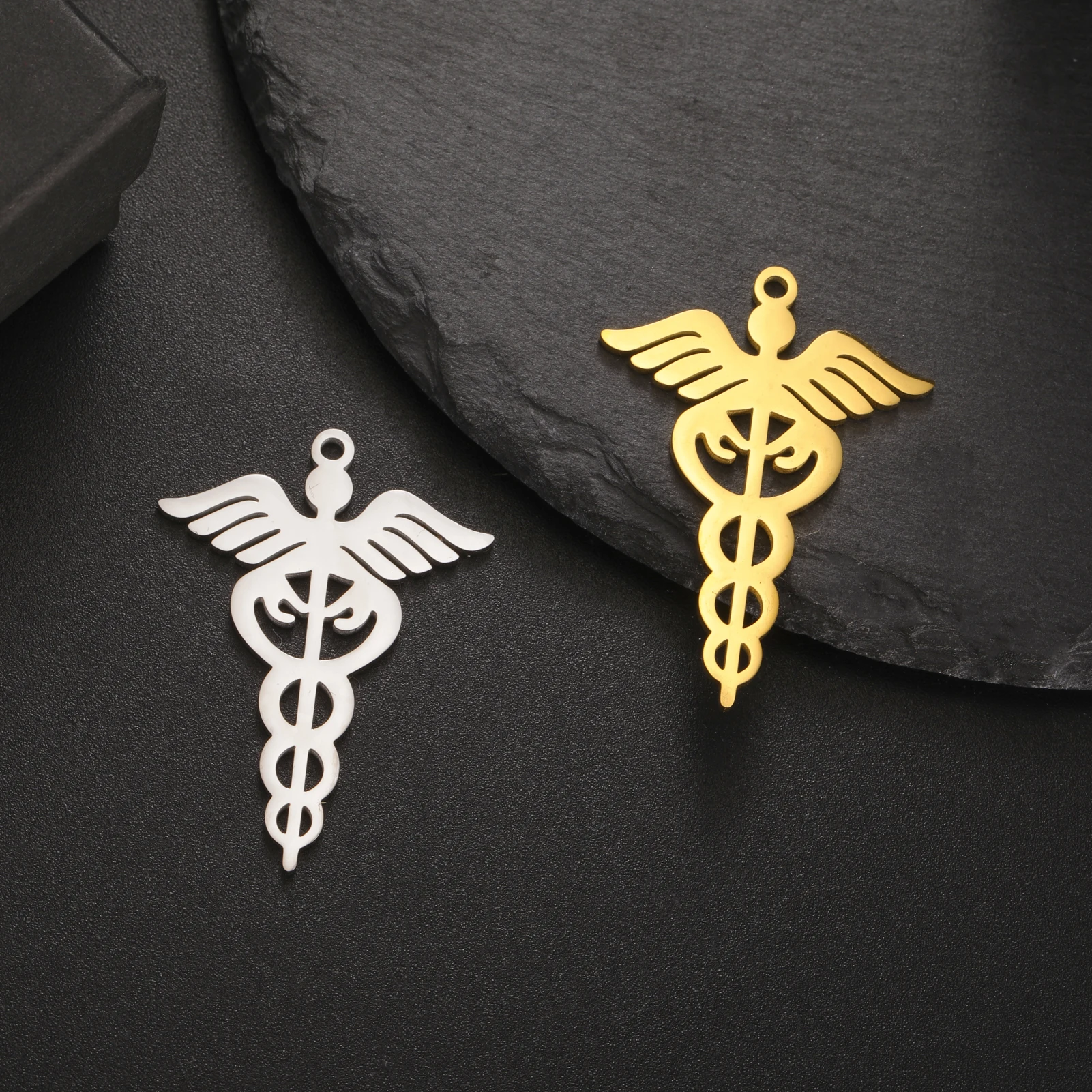 EUEAVAN 5 шт. подвеска в виде символа кадуцеуцея со змеиными крыльями для ожерелья