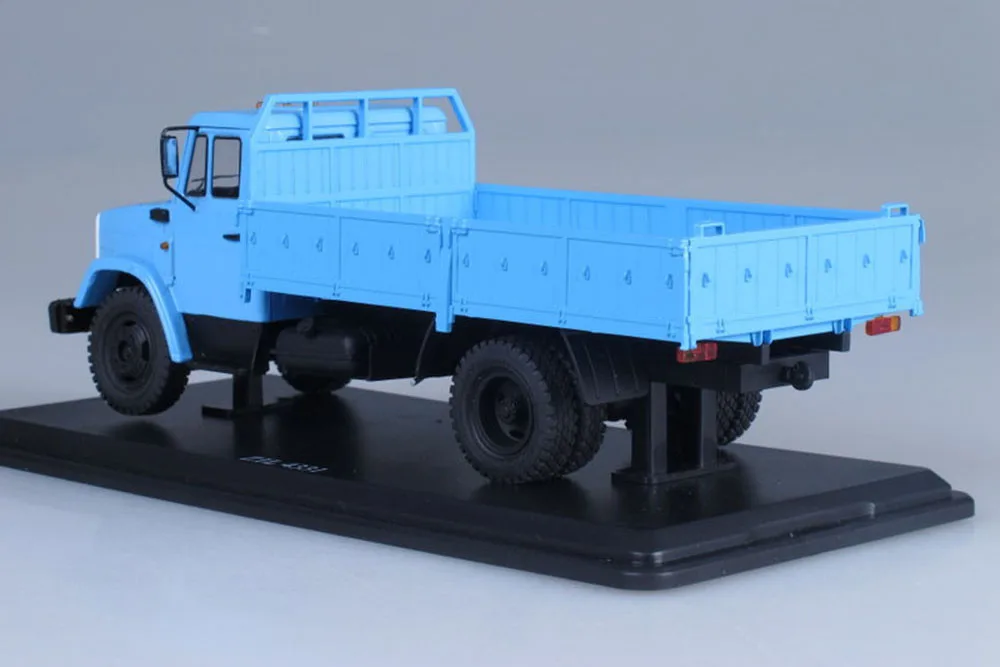 Купить Модель Зил 1 43