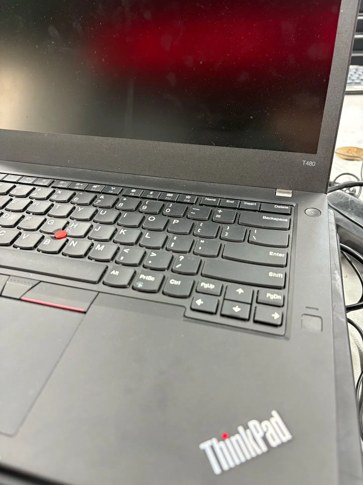 Фото Подержанный бизнес-ноутбук ThinkPad X230s премиум-класса: процессор Intel Core i5 8-го поколения, 8 ГБ ОЗУ, SSD 256 ГБ, 12,5-дюймовый HD-дисплей с антибликовым покрытием разрешение 1366x768, состояние 99% — как новый №3