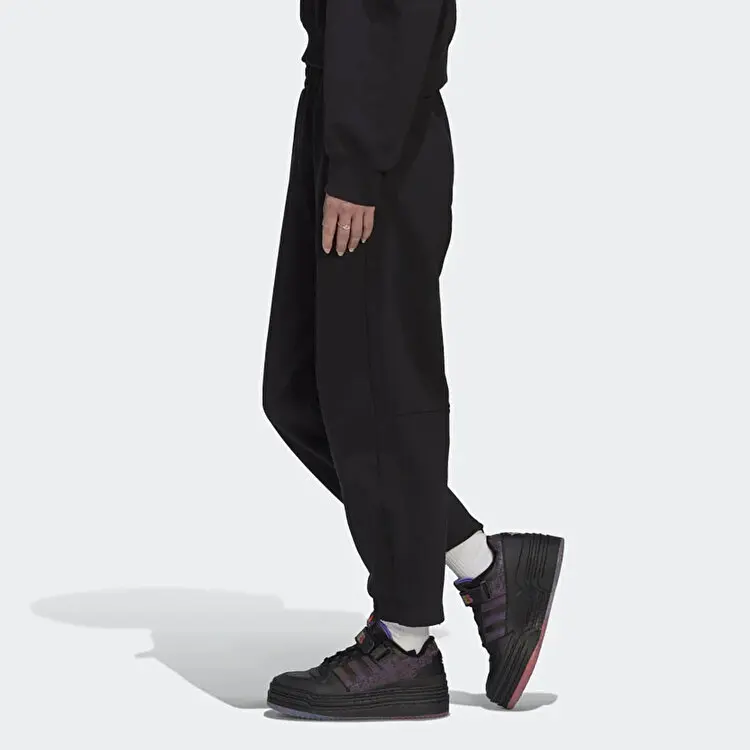 Рисунок 2 - Adidas женские повседневные спортивные