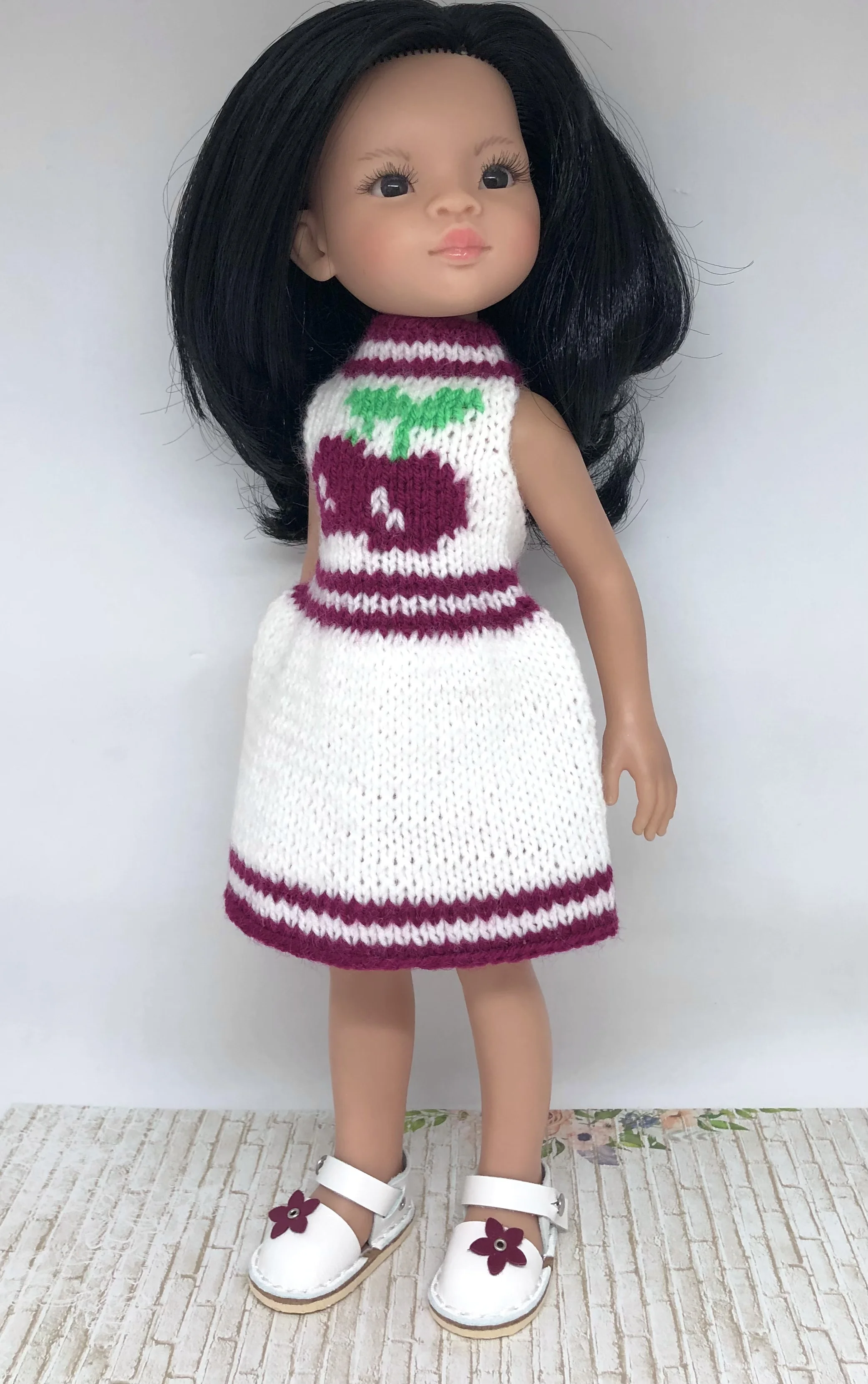 Одежда для куклы Paola Reina 