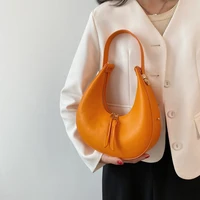 2022 new retro handbag womens chain small bag shoulder underarm bag texture atmospheric womens bag simple style