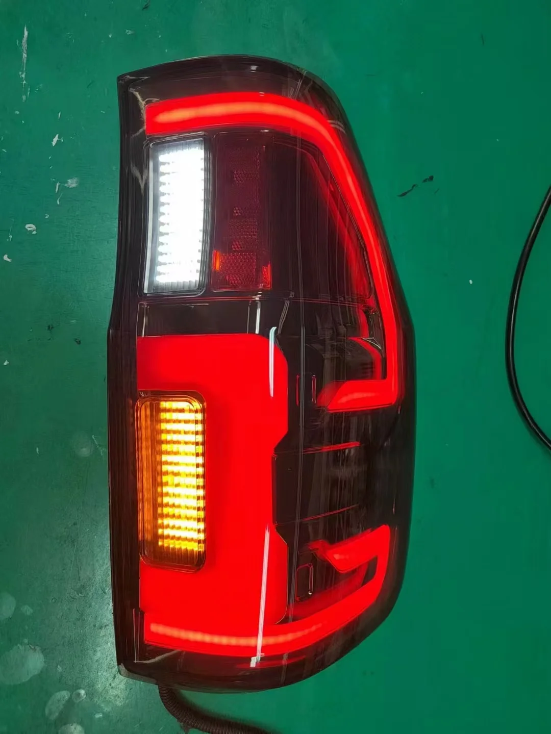 

LED Tail Brake Stop Turn Signal Rear Bumper Reflector Light For Ford Ranger PX MK 2012-2022 T6 T7 T8 XL XLT XLS Wildtrak
