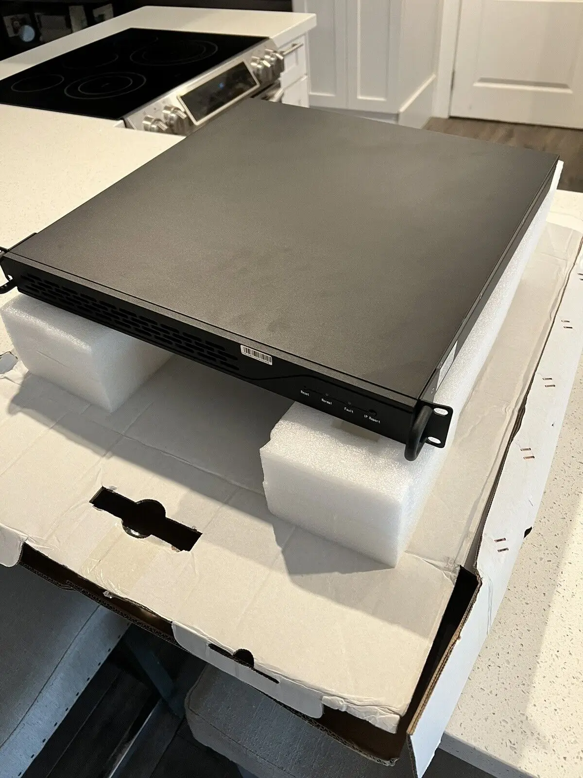 

Новинка, Майнер Jasminer X4 1U 520mh/s Hashrate и т. д., Майнер ETH, 180 дней гарантии