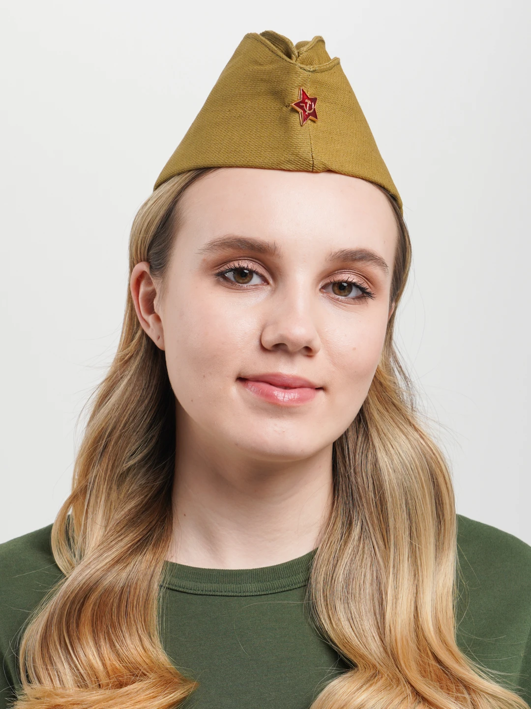 Прическа под пилотку военную. Прическа под военную пилотку. Прическа под военную пилотку. Прическа под военную пилотку. Прическа под пилотку советскую.