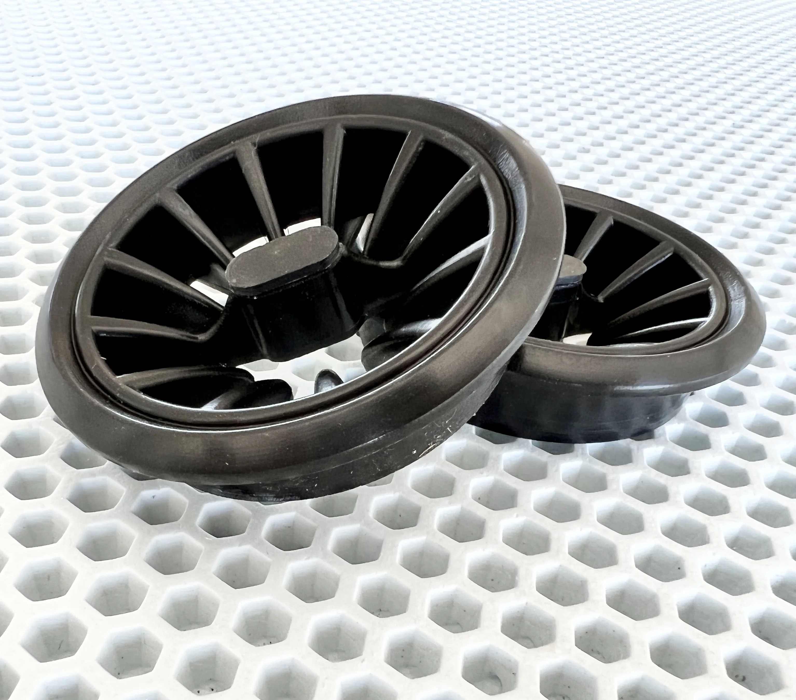 Дефлекторы amg. Дефлекторы амг на гранту. Дефлекторы amg. Дефлекторы amg. Воздуховоды амг на гранту.