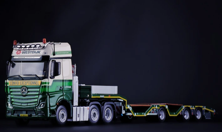 

IMC 1:50 MB 6x2 Nooteboom WESTDIJK 32-0131 B97