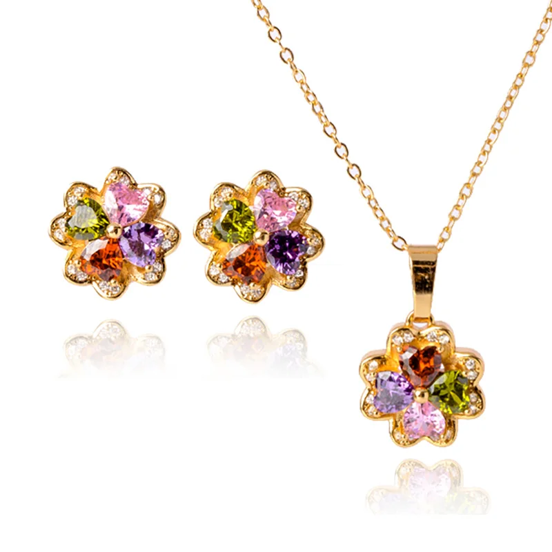 

Charmoment 18K Gold Color Rainbow Crystal Zirconia Four Leaf Clover Necklace Earrings Sets For Women Perfect For Everyday Looks