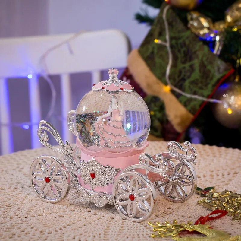 

Princess Carriage Crystal Ball Gradual Change Color Light Dream Music Box Eight Tone Box Valentine's Day Children's Day Gift