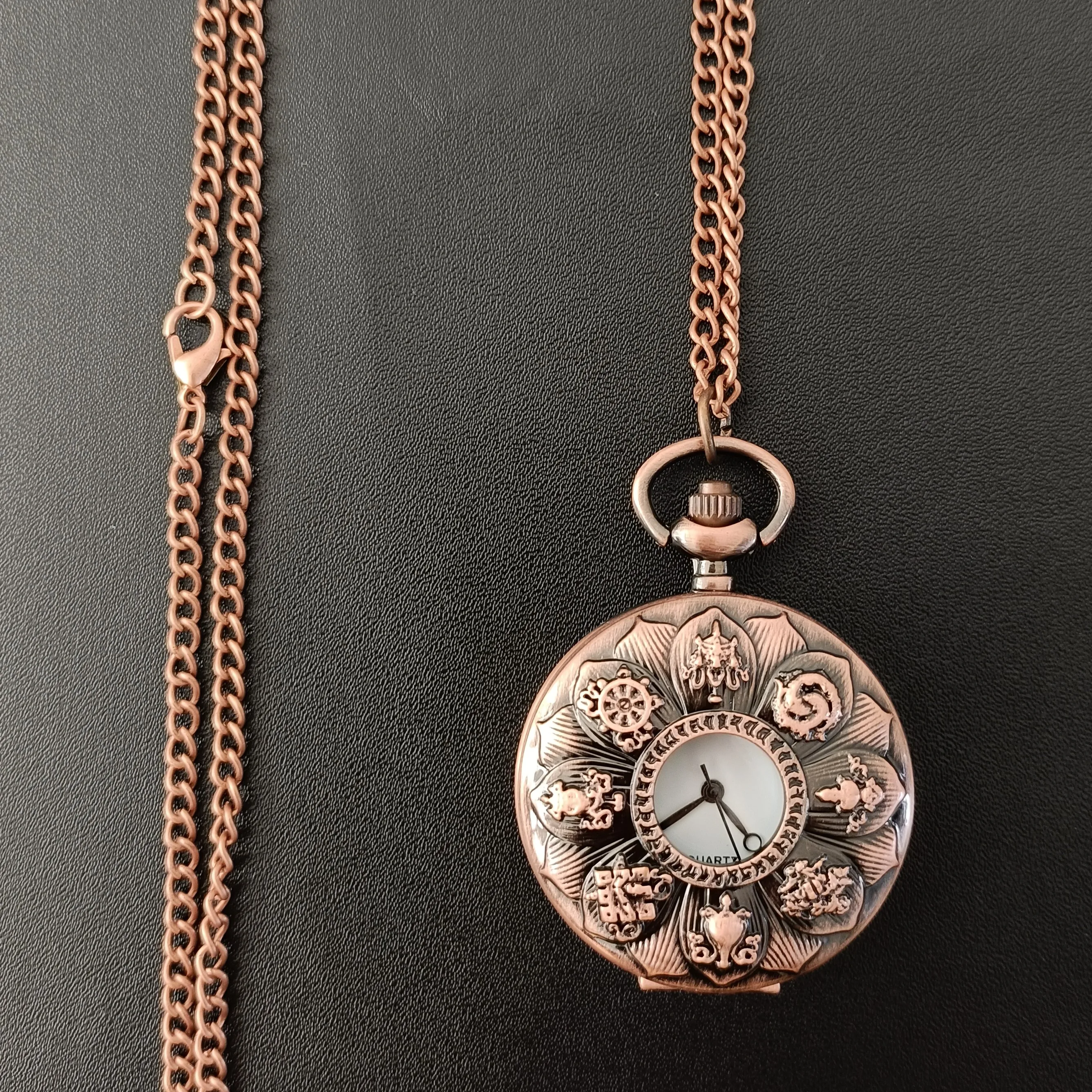 Рисунок 6 - Винтажные красно-коричневые кварцевые