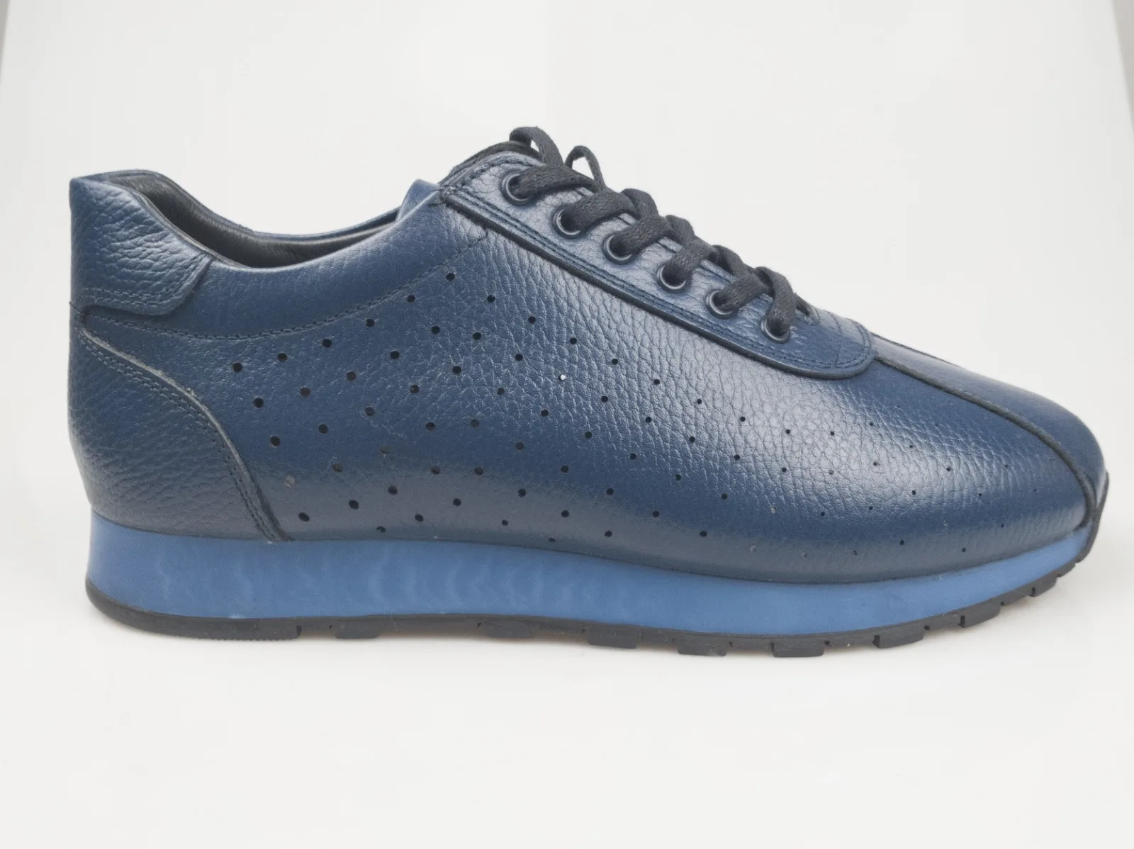 

Genuine Leather Handmade Sneaker Men Shoes