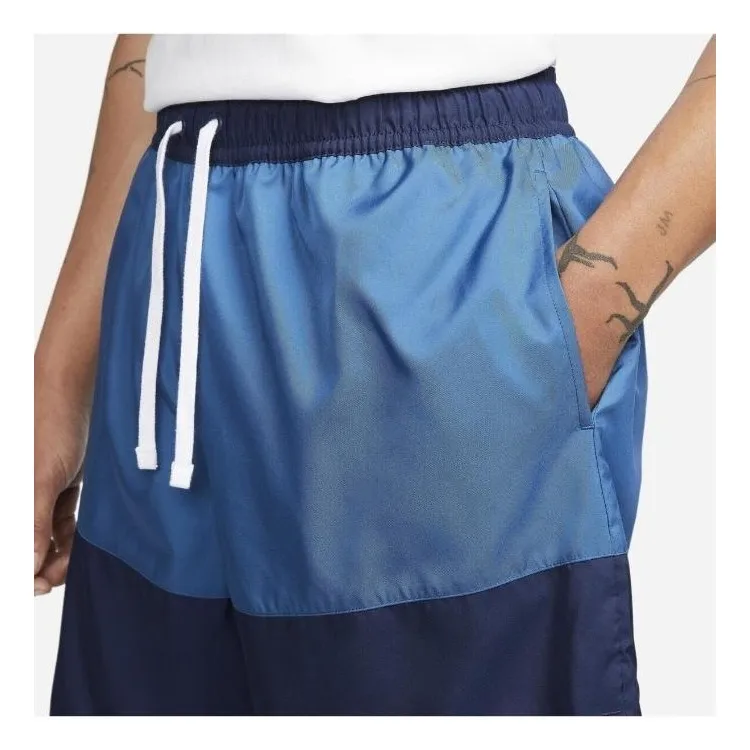 Nike Sportswear 2 Swoosh shorts