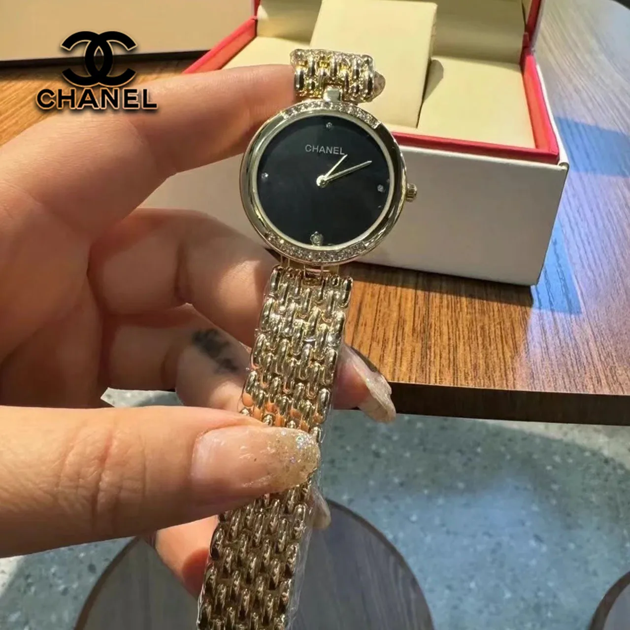 Часы в стиле Chanel женские легкие роскошные модные изысканные миниатюрные