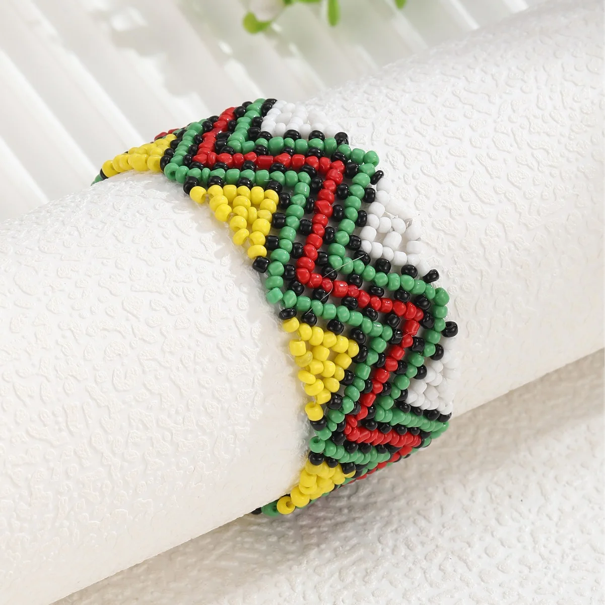 Плетеный браслет из рисовых бусин UBUTERFLY