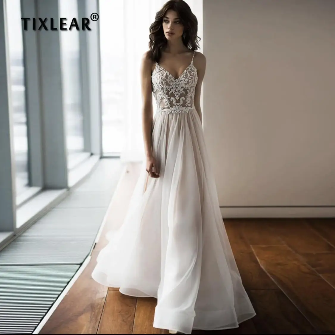 

YEEH Boho Spaghetti Strap Wedding Dress 2022 A-line Lace Appliques Bride Gown Backless Sweep Train Illusion Vestidos De Noiva