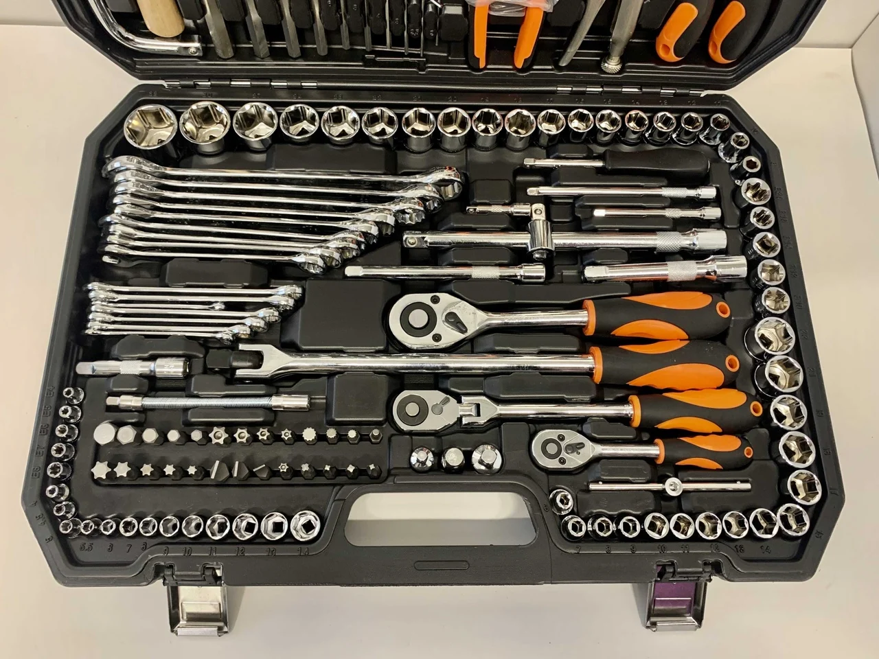 набор инструментов молоток зубило ключи головки. набор инструментов sata 150 предметов. набор инструментов для автомобиля crv 150 предметов. набор инструментов gigant professional gps 150, 150 предметов. набор инструментов механик 150 предметов отзывы.