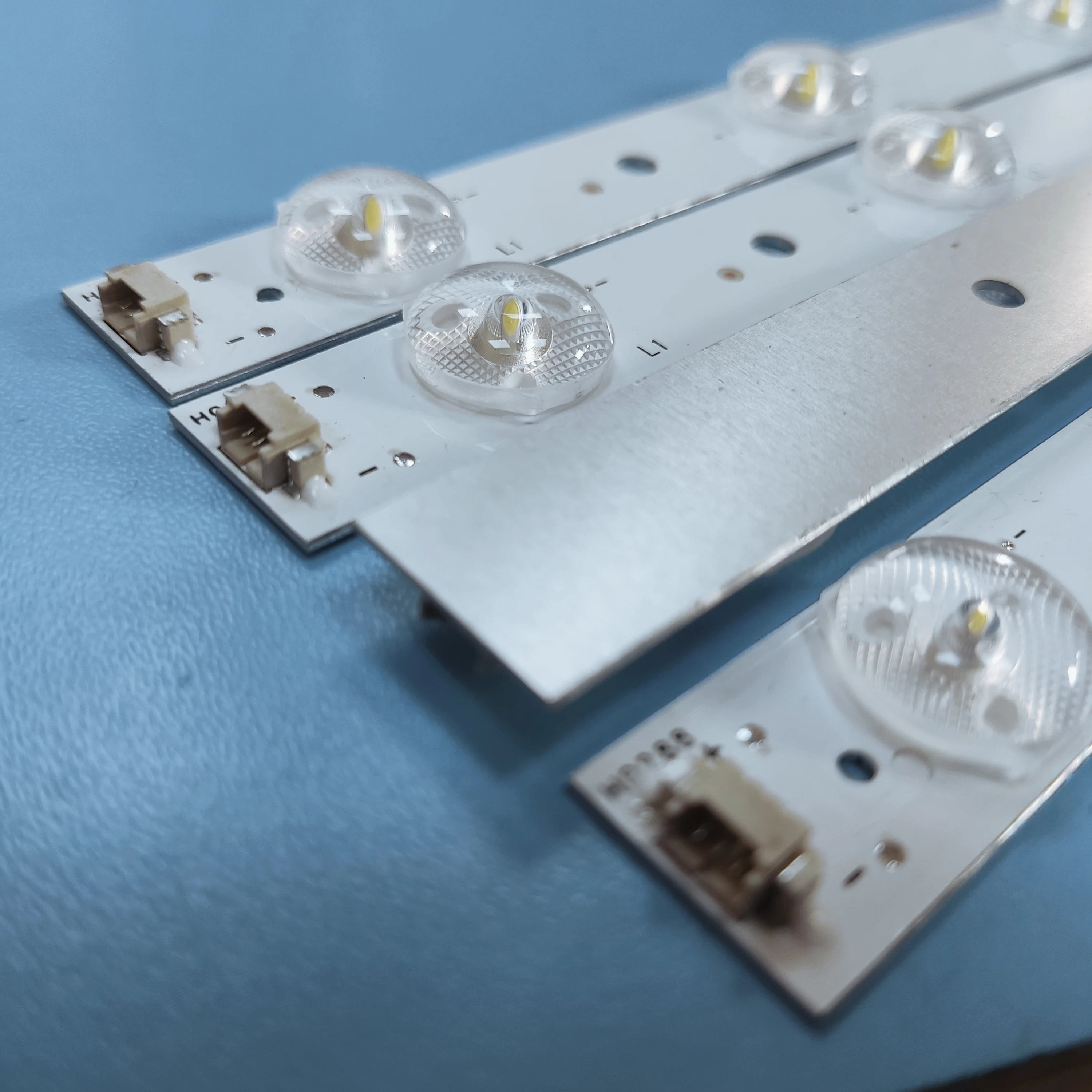 Светодиоды подсветка для телевизора Telefunken 42 43 TF-LED42S37T2 TF ...